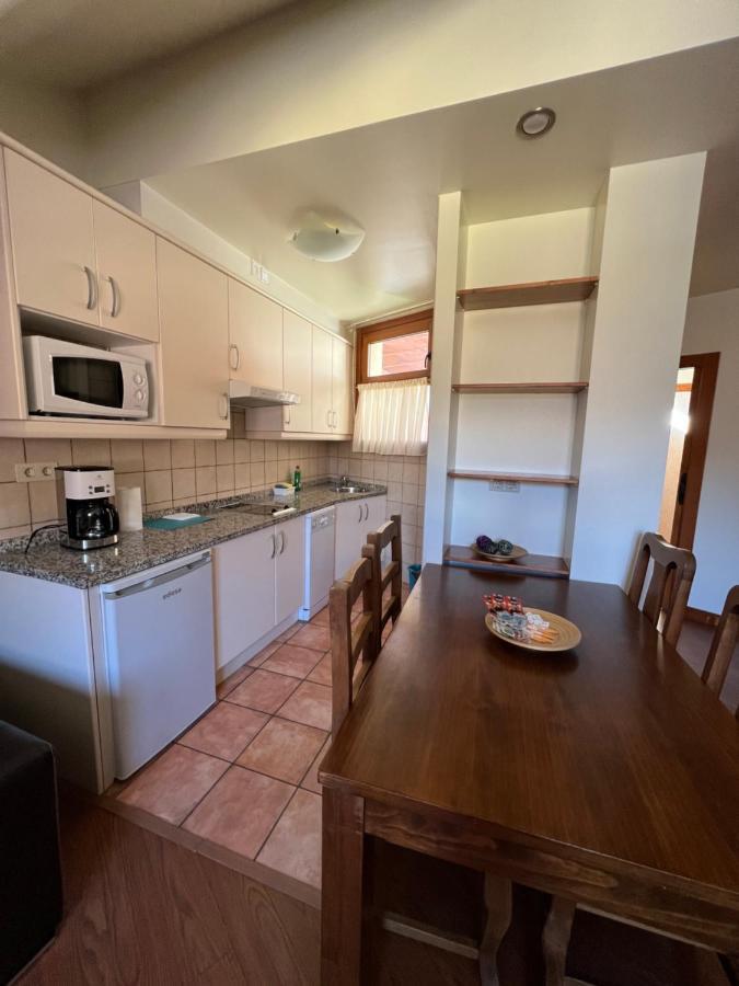 Apartamentos Cuirgu フェレチョサ エクステリア 写真